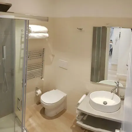 Menotti - Piazza Del Popolo Central Suites